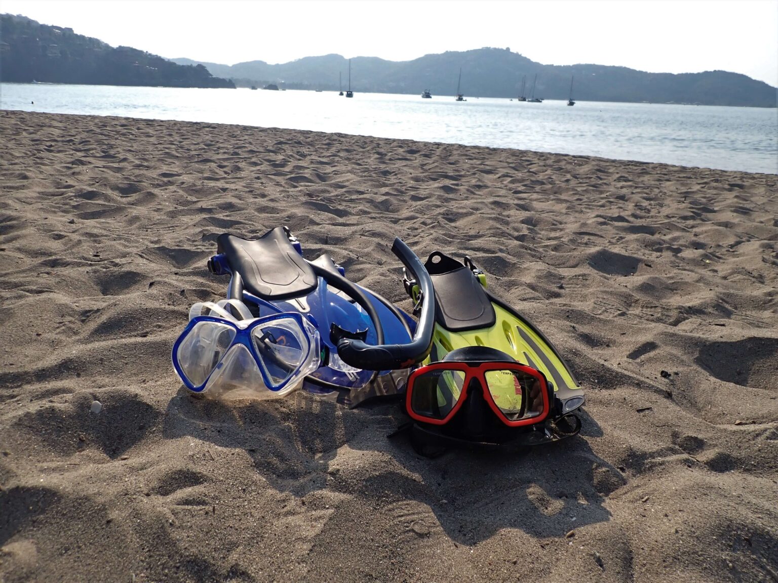 Snorkel Gear Rental Dive Zihuatanejo