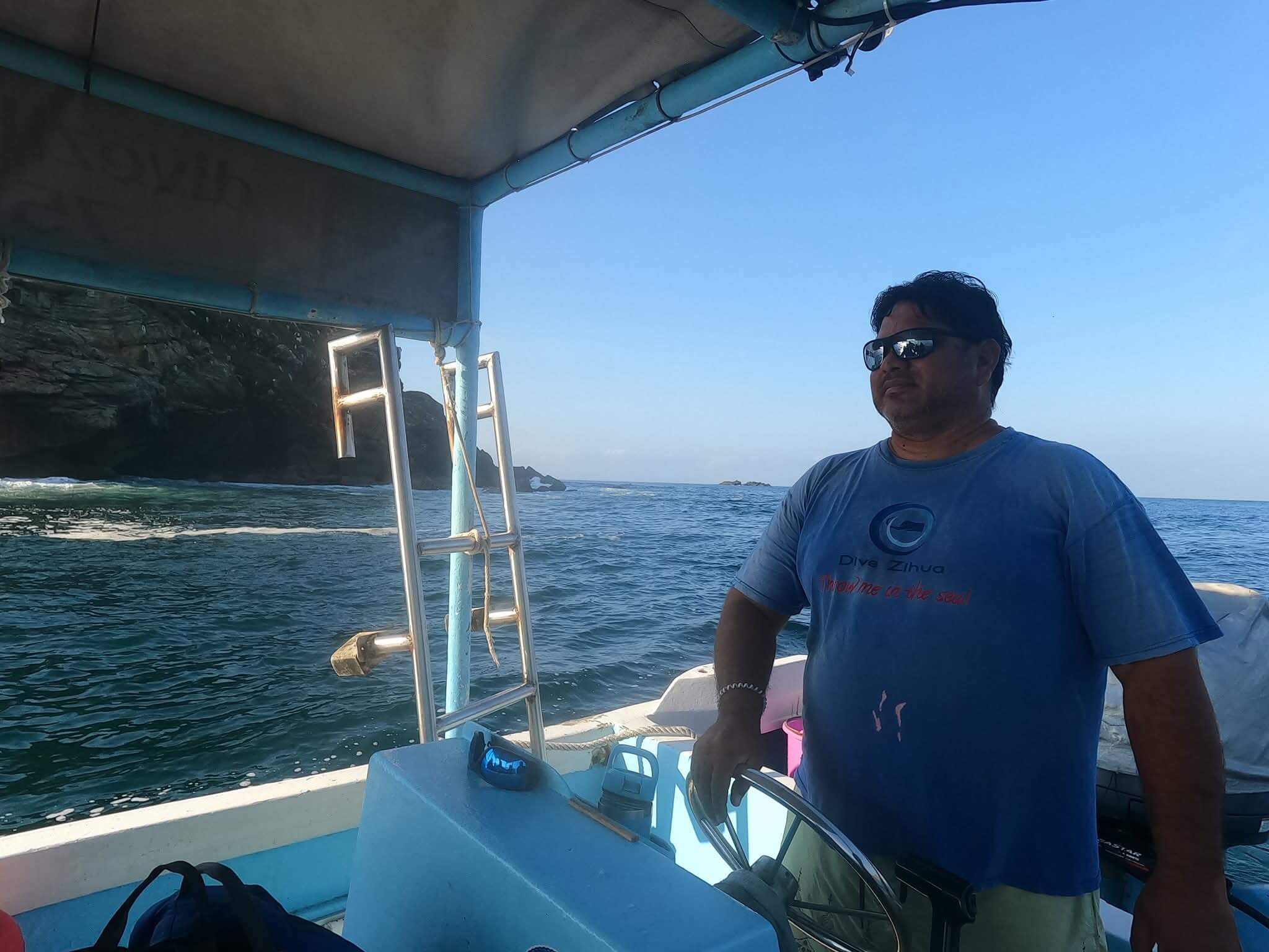 Angel, captain at Dive Zihua