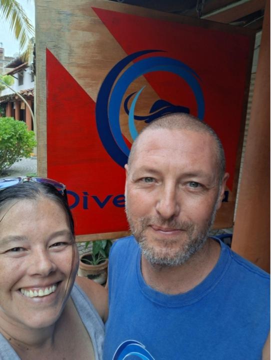Maude and Simeon at Dive Zihua